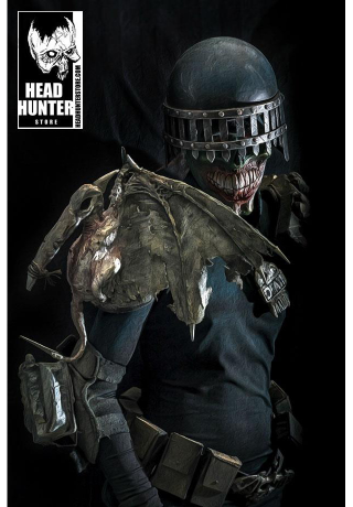 Illustration for article titled Creepy Cosplay That's As Horrifying As Anything We See In The Movies